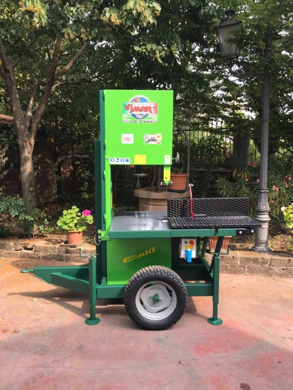 MODELLO SEGA A NASTRO 600 C.LUX. CARRELLATA