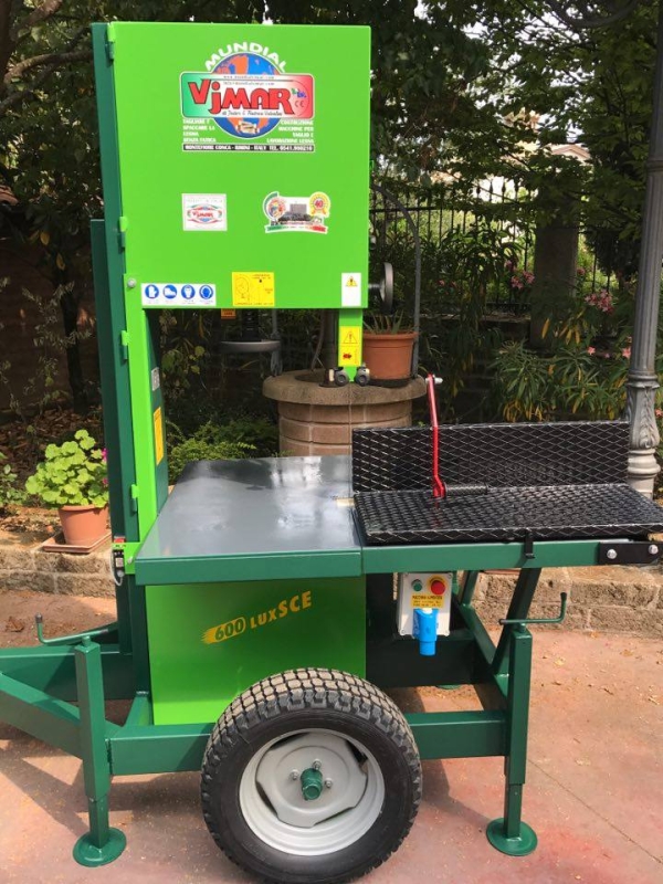 MODELLO SEGA A NASTRO 600 C.LUX. CARRELLATA